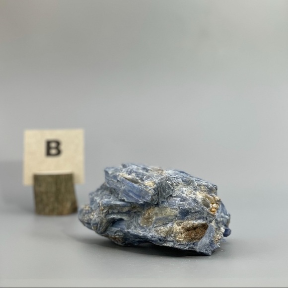 Blue Kyanite Crystal, Natural, Rough Freeform (B) - Picture 4 of 8